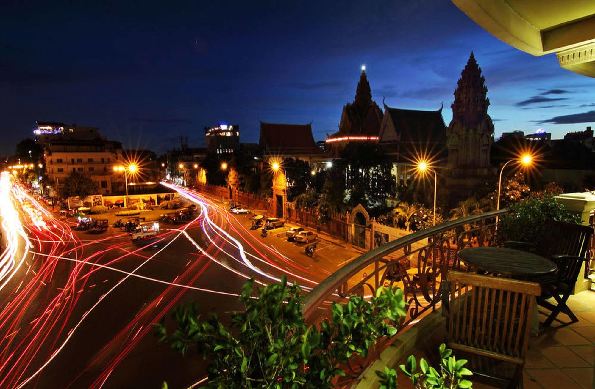 Khách sạn Amanjaya Pancam Phnom Penh