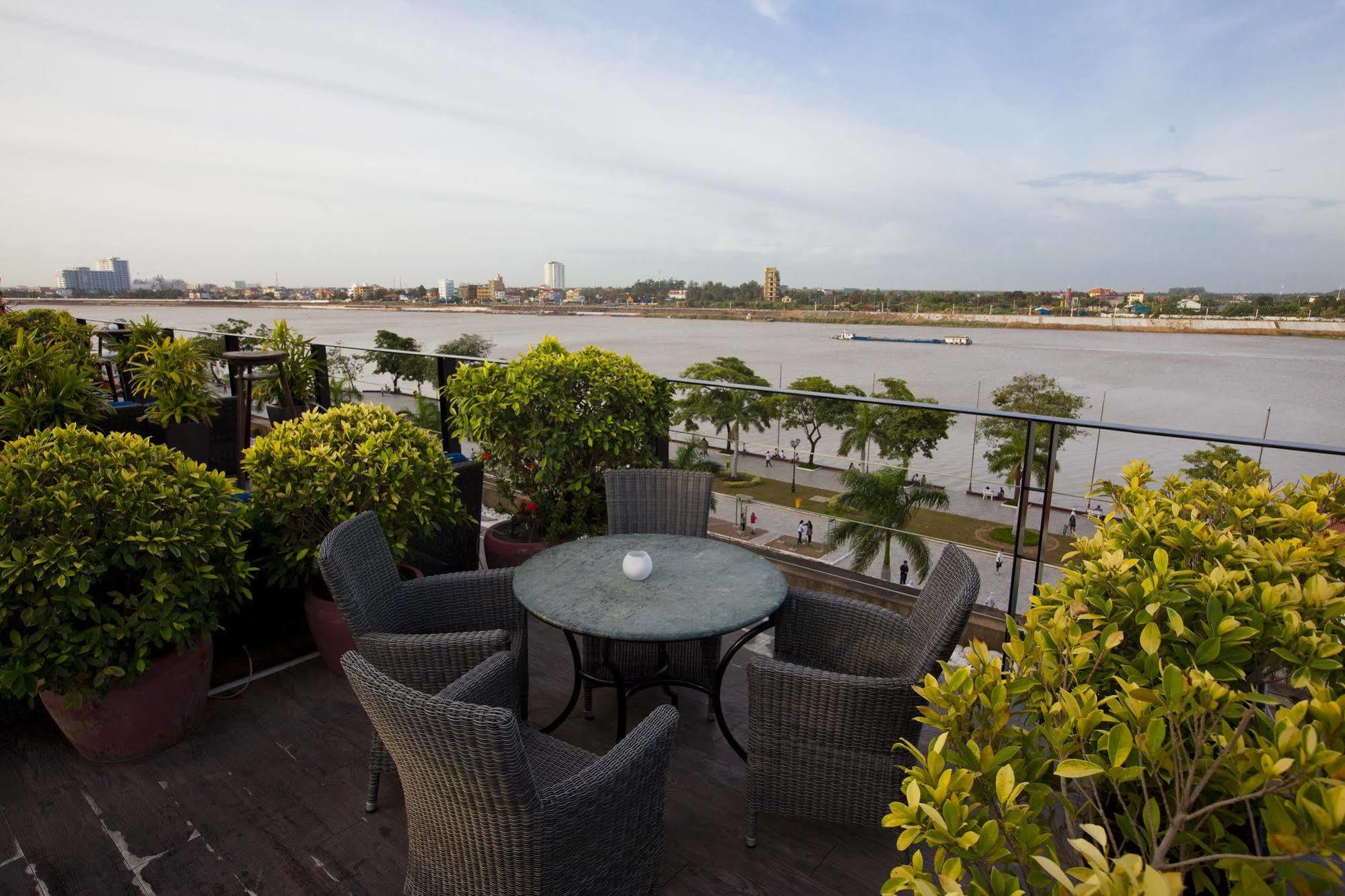Amanjaya Pancam Khách sạn 4*